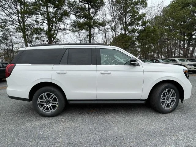 New 2026 Star White Metallic Tri-Coat Ford Active image 2