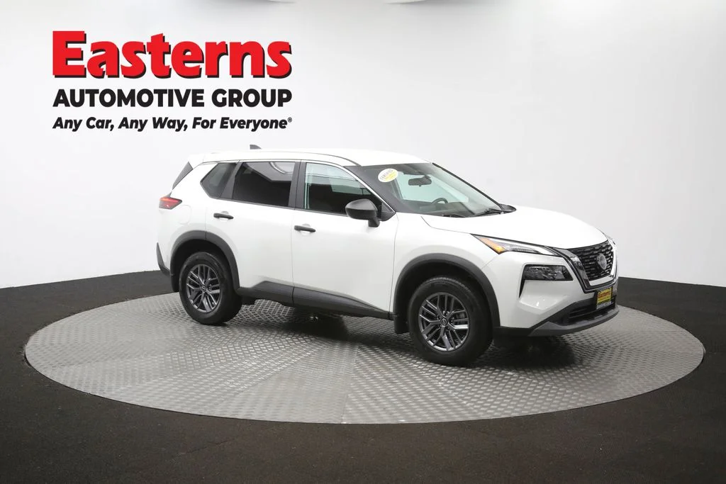 Used 2023 White Nissan S image 49