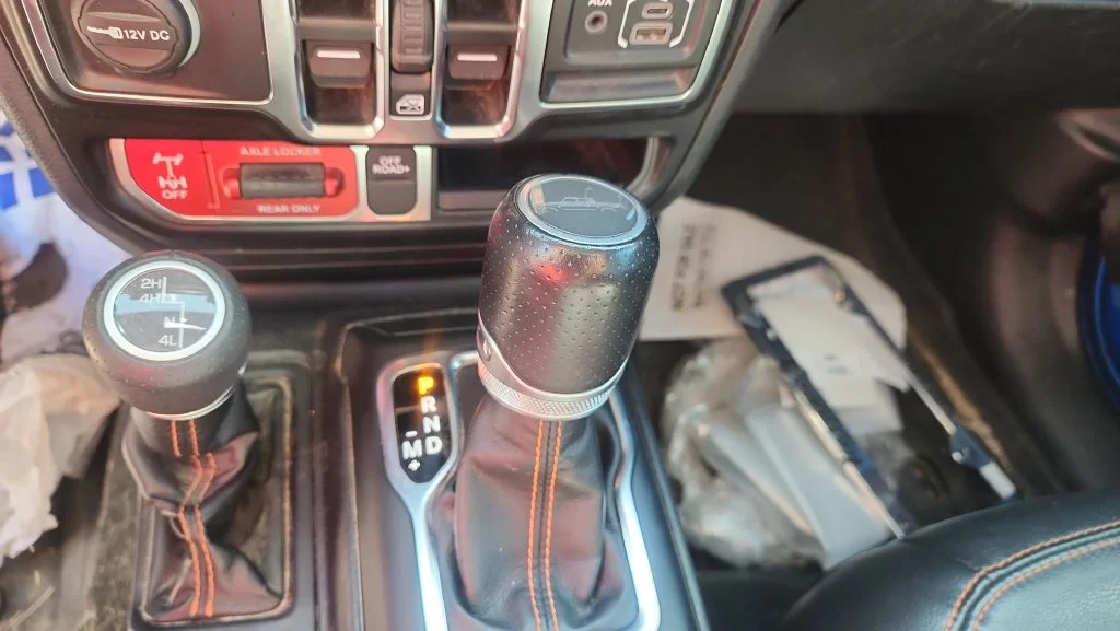 Used 2022 Blue Jeep Mojave image 21
