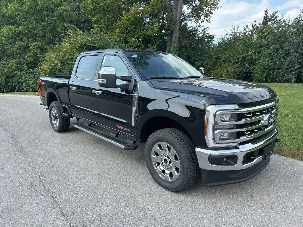 New 2027 Black Ford Lariat image 1