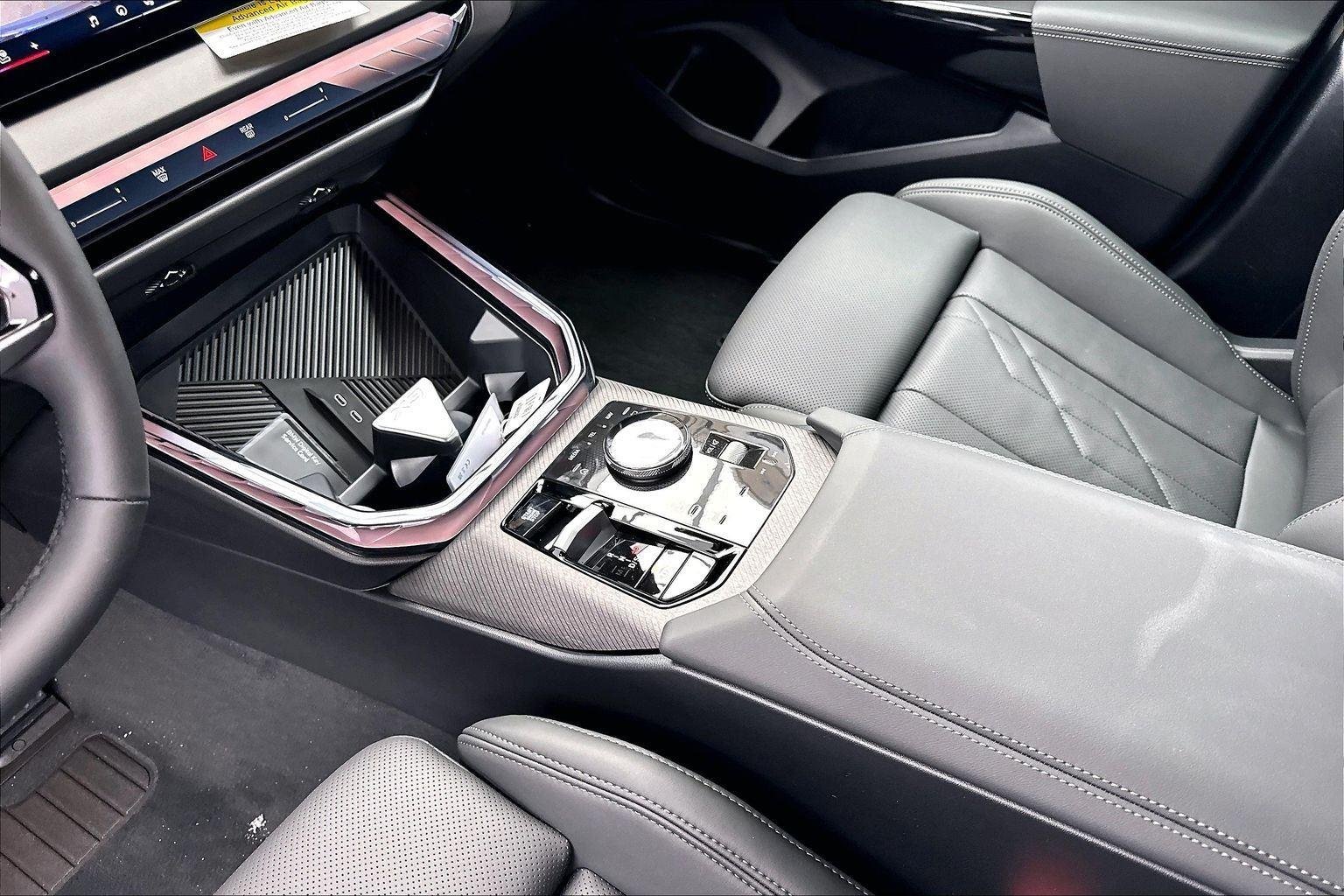 New 2026 Black Sapphire Metallic BMW 30 xDrive image 25