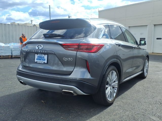 Used 2020 Gray INFINITI Sensory image 6