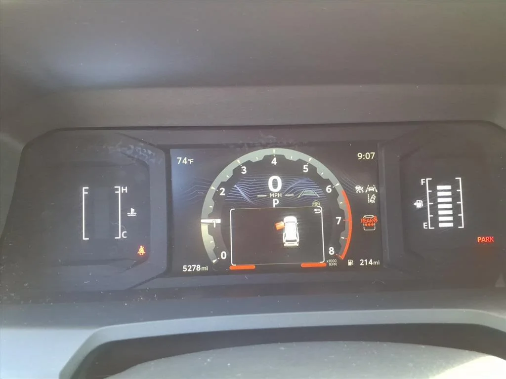 2026 Toyota 4Runner SR5 - Photo 25