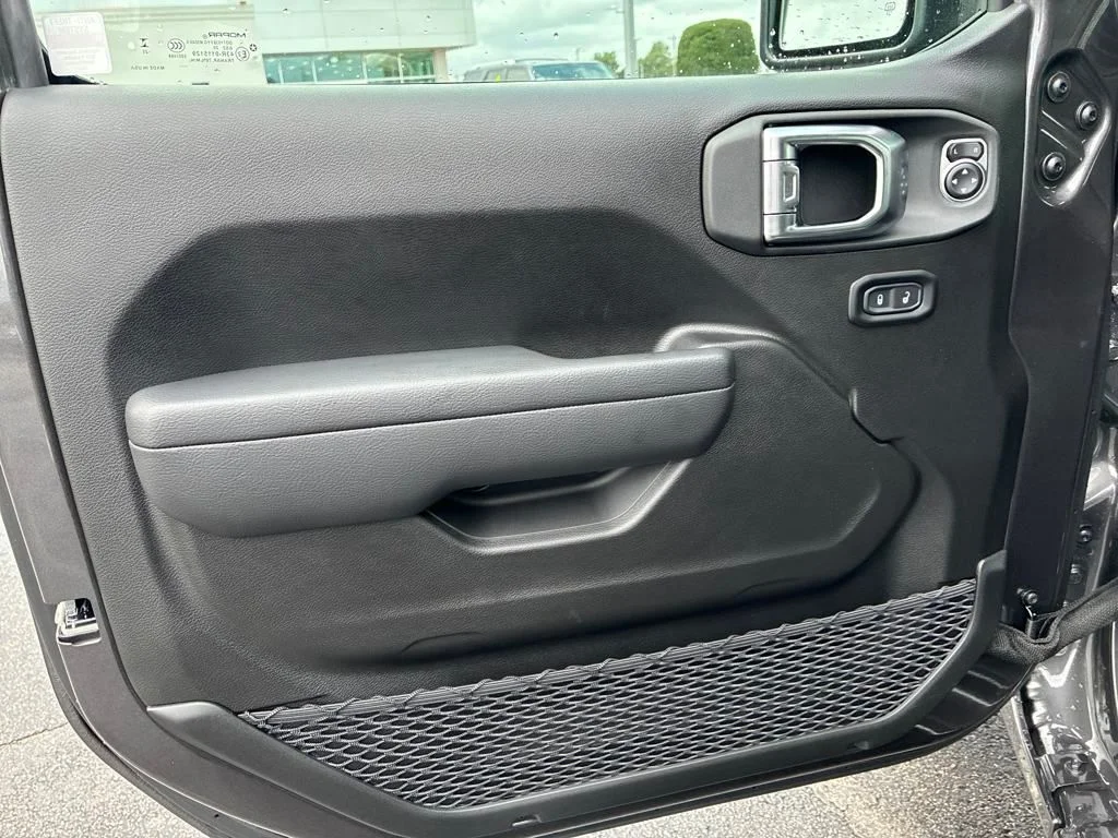 2025 Jeep Wrangler 4-Door Sport S - Photo 11