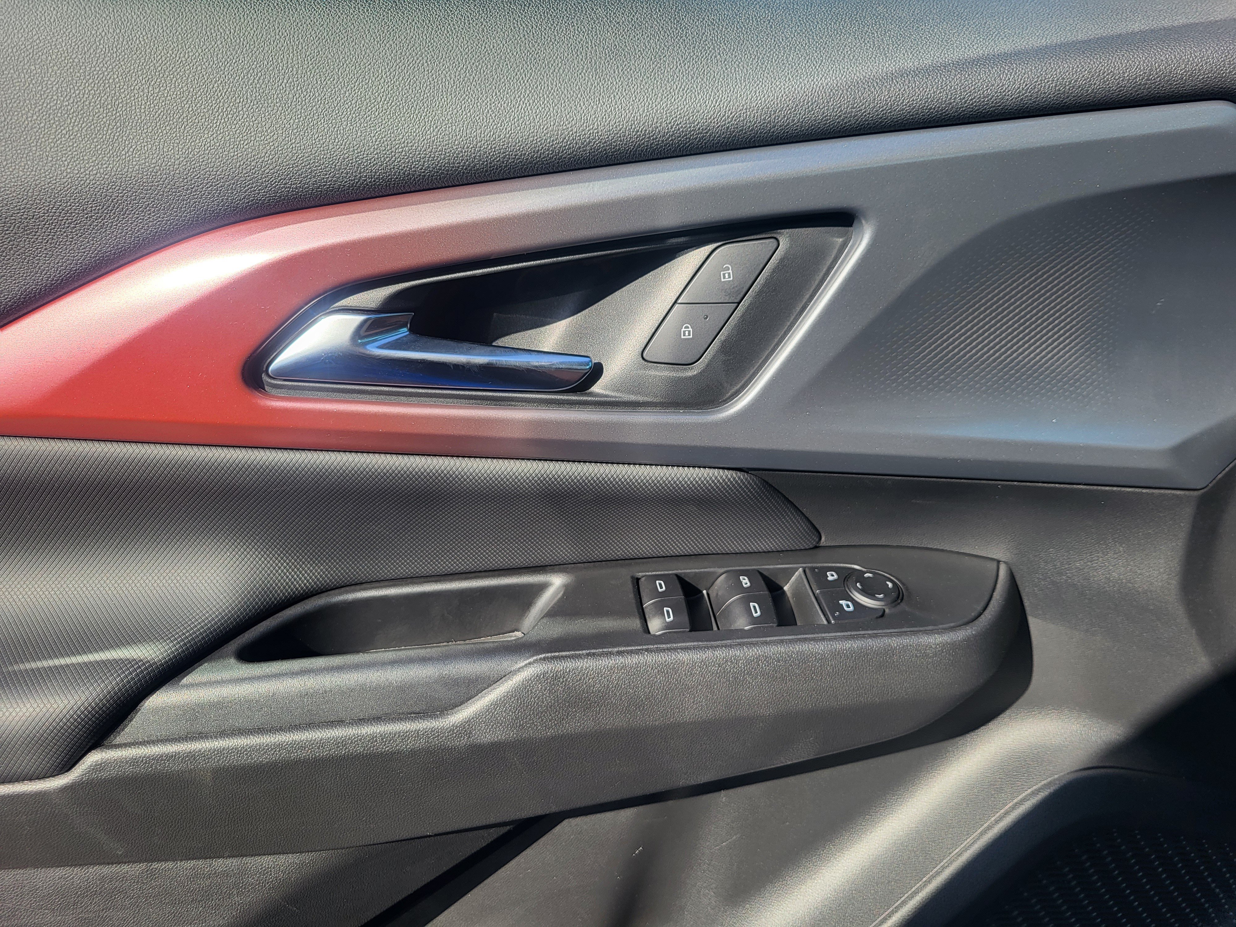 2025 Chevrolet Equinox EV RS - Photo 19