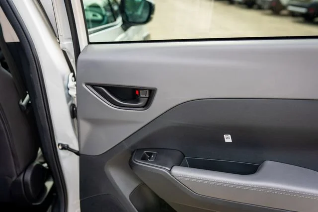 New 2026 Crystal White Pearl Subaru Premium image 26