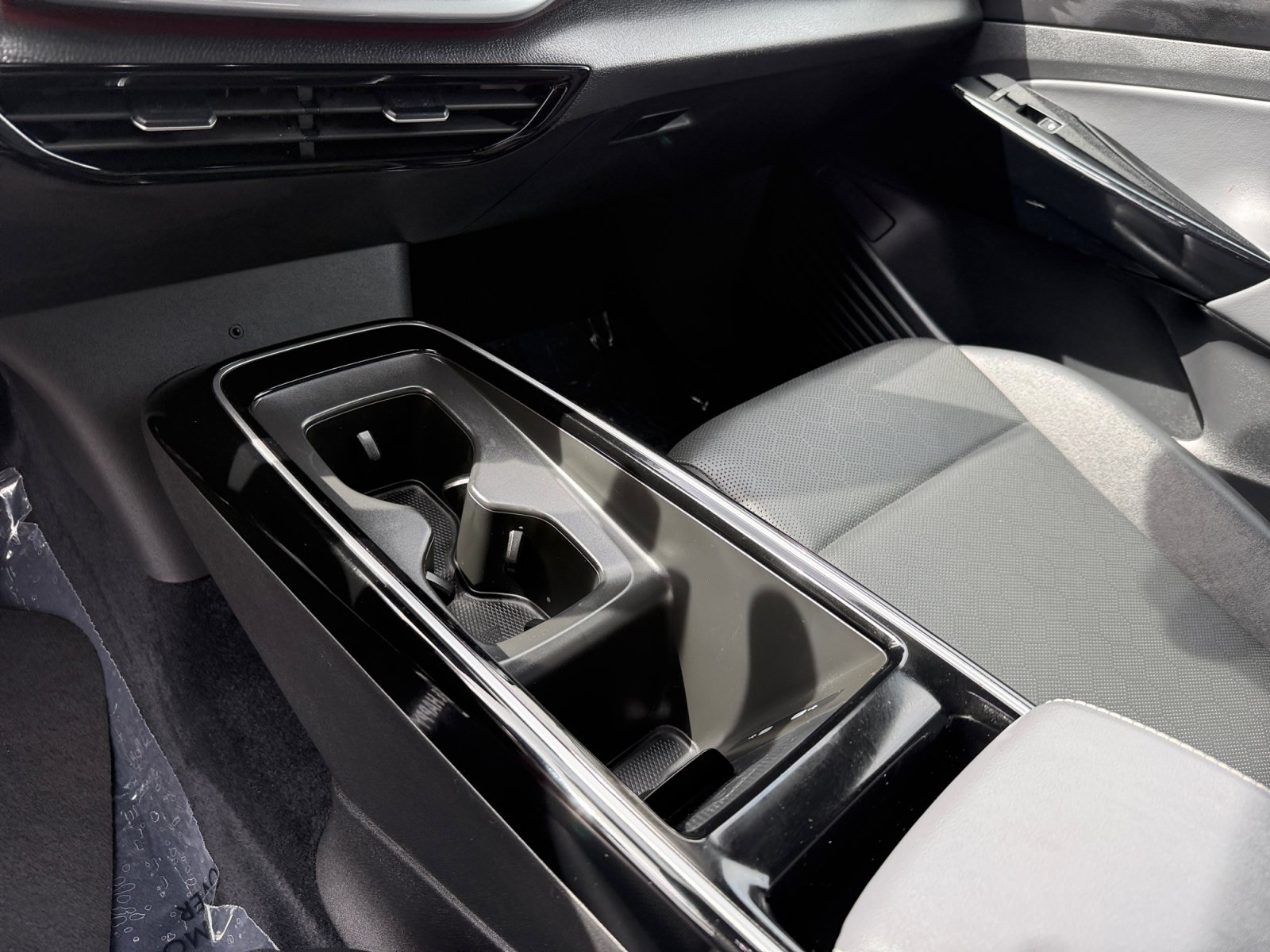 Used 2023 Red Metallic Volkswagen Pro S image 13
