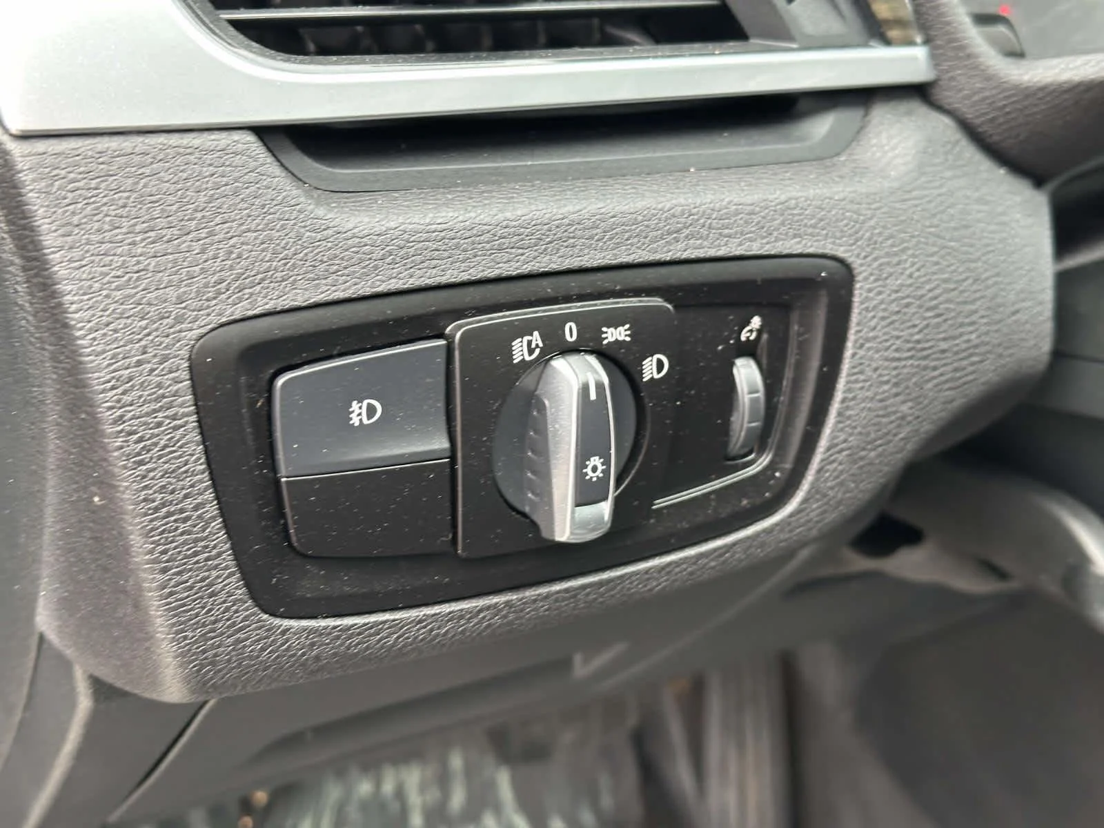 Used 2016 Black Sapphire Metallic BMW xDrive28i image 28