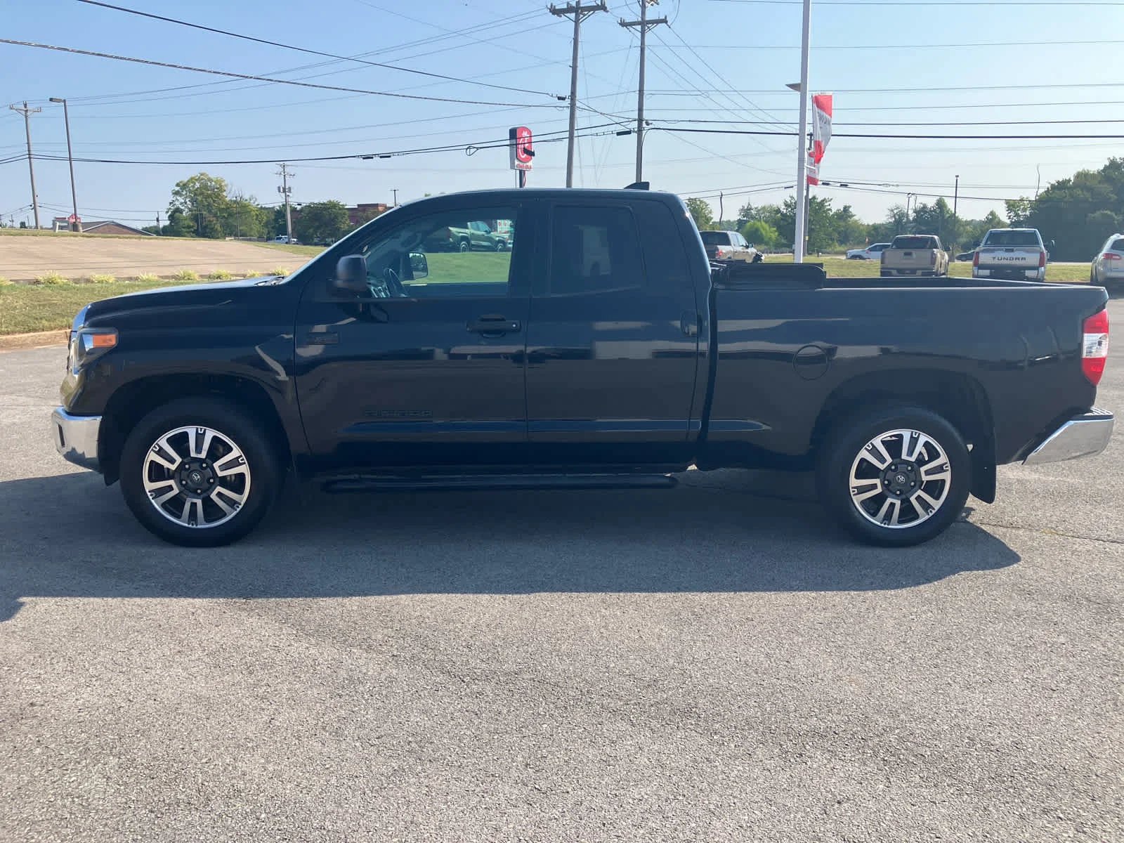 Used 2021 Midnight Black Metallic Toyota SR5 image 6
