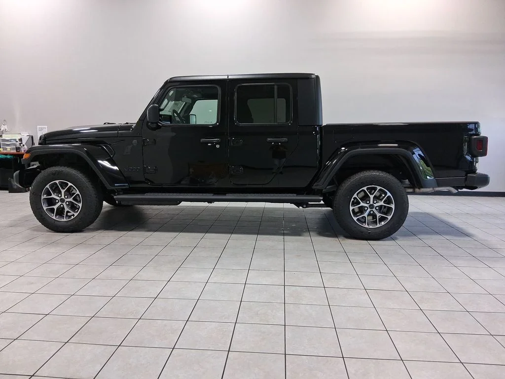 New 2026 Black Clearcoat Jeep Sport S image 5