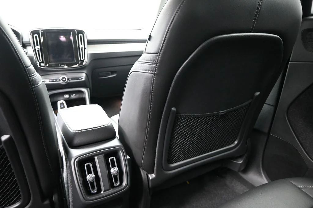 Certified Used 2025 Onyx Black Volvo Plus image 17
