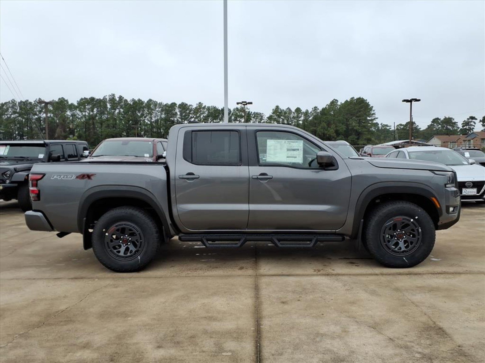 2026 Nissan Frontier Crew Cab PRO-4X® - 3