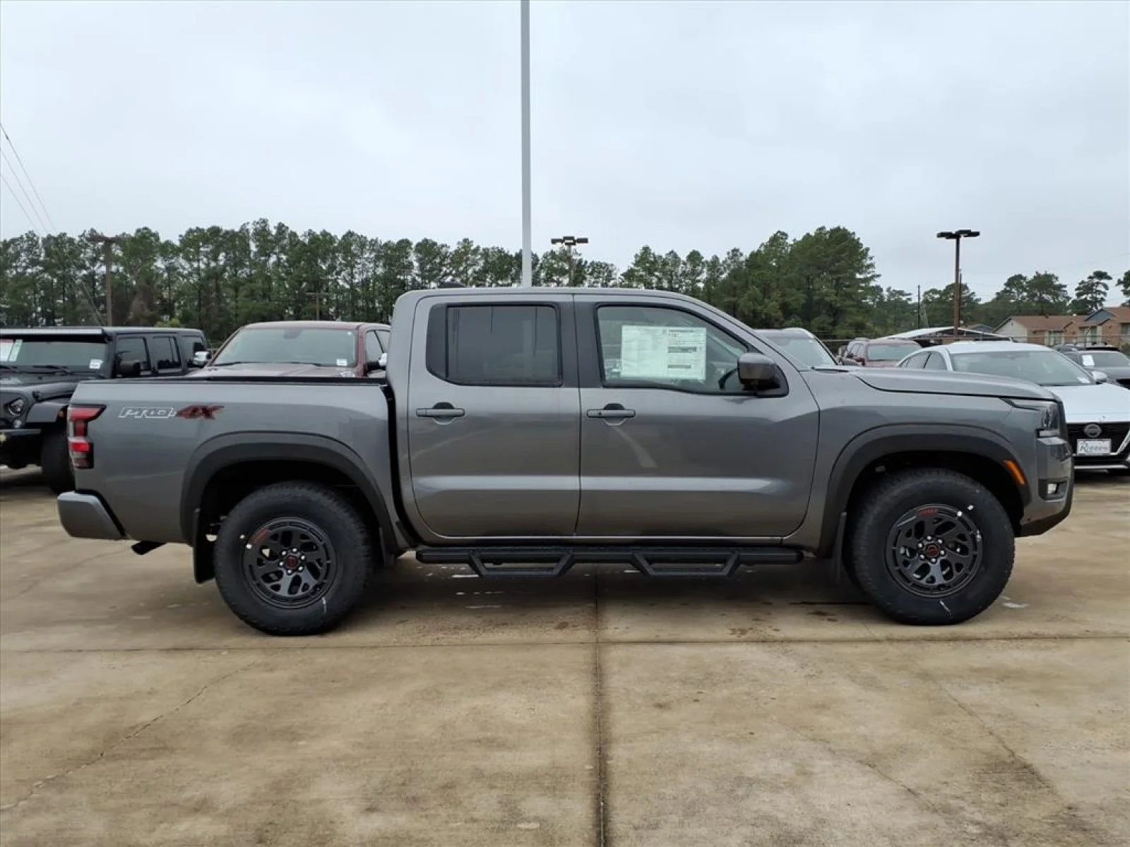 2026 Nissan Frontier Crew Cab PRO-4X® - 3