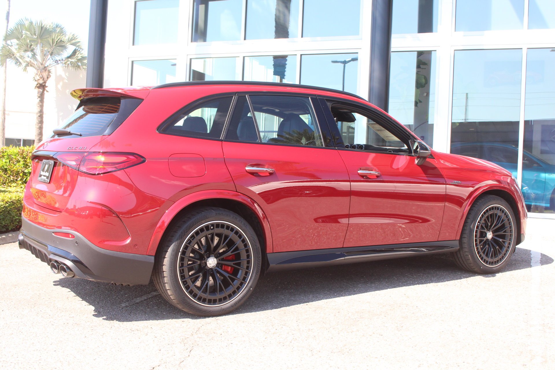 New 2026 MANUFAKTUR Patagonia Red Metallic Mercedes-Benz AMG® GLC 43 image 37