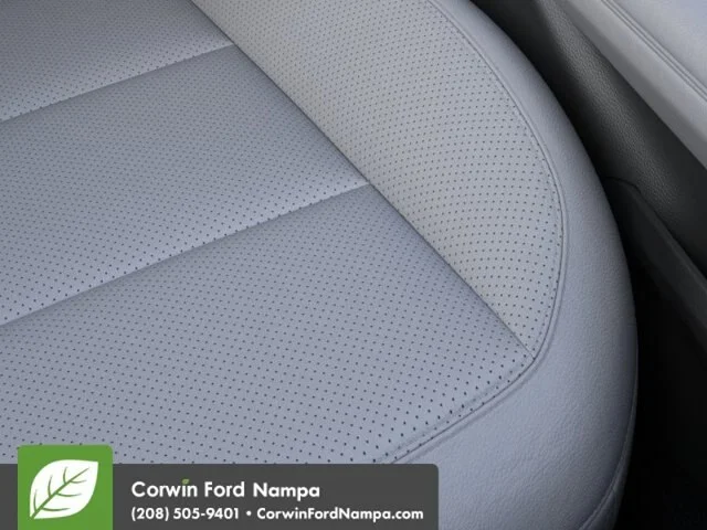 New 2026 Carbonized Gray Metallic Ford Platinum™ image 16