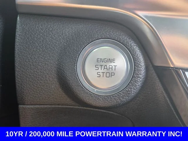 Used 2024 White Pearl Kia SX image 33