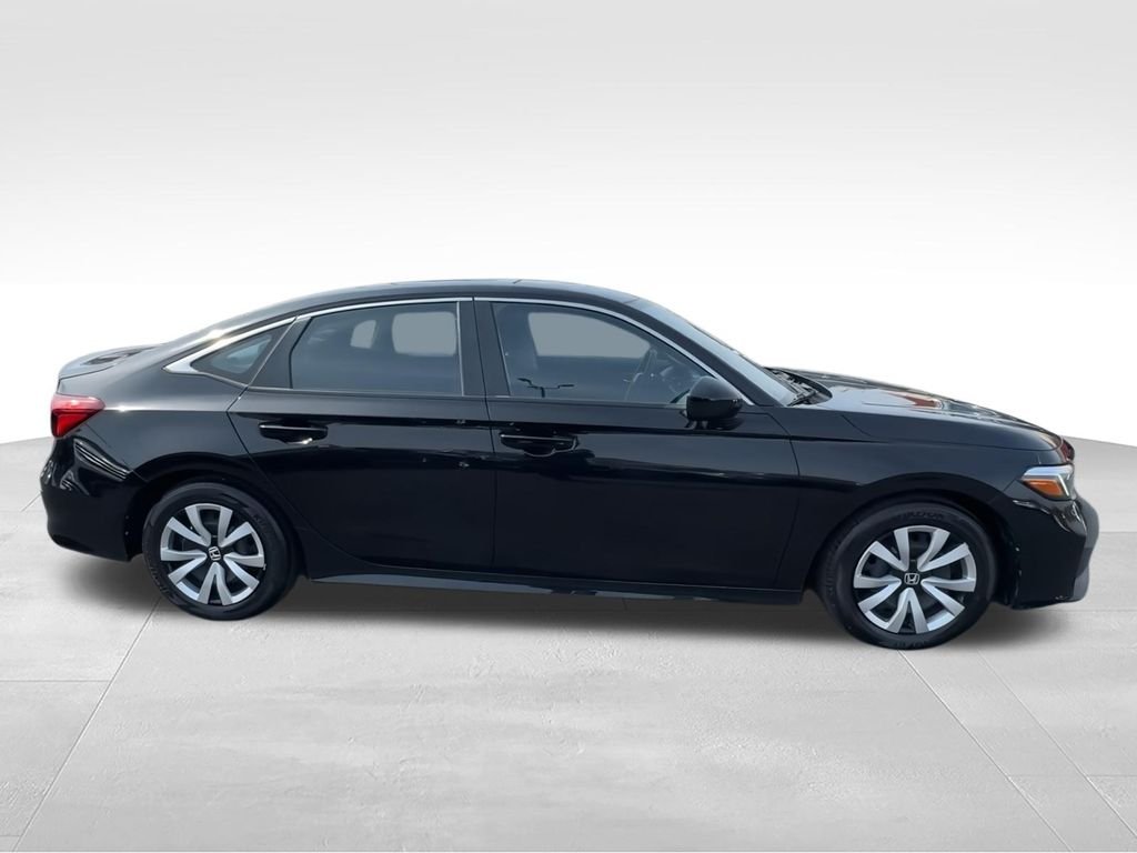 Used 2025 Black Honda LX image 6