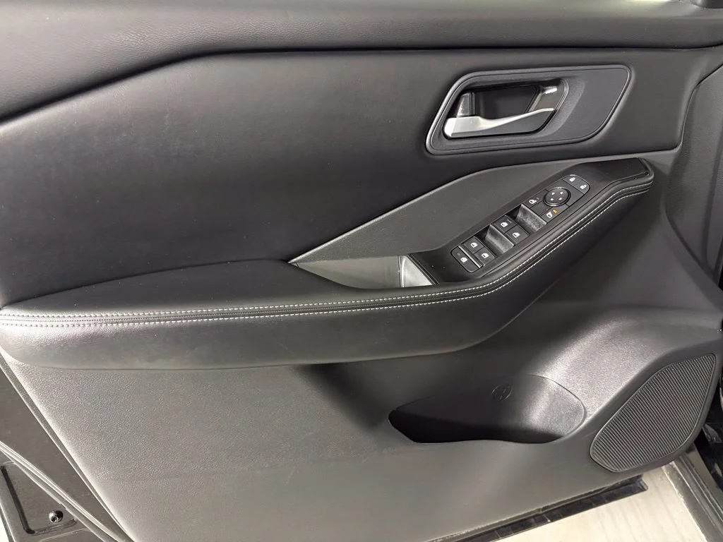 Used 2025 Black Nissan SV image 14