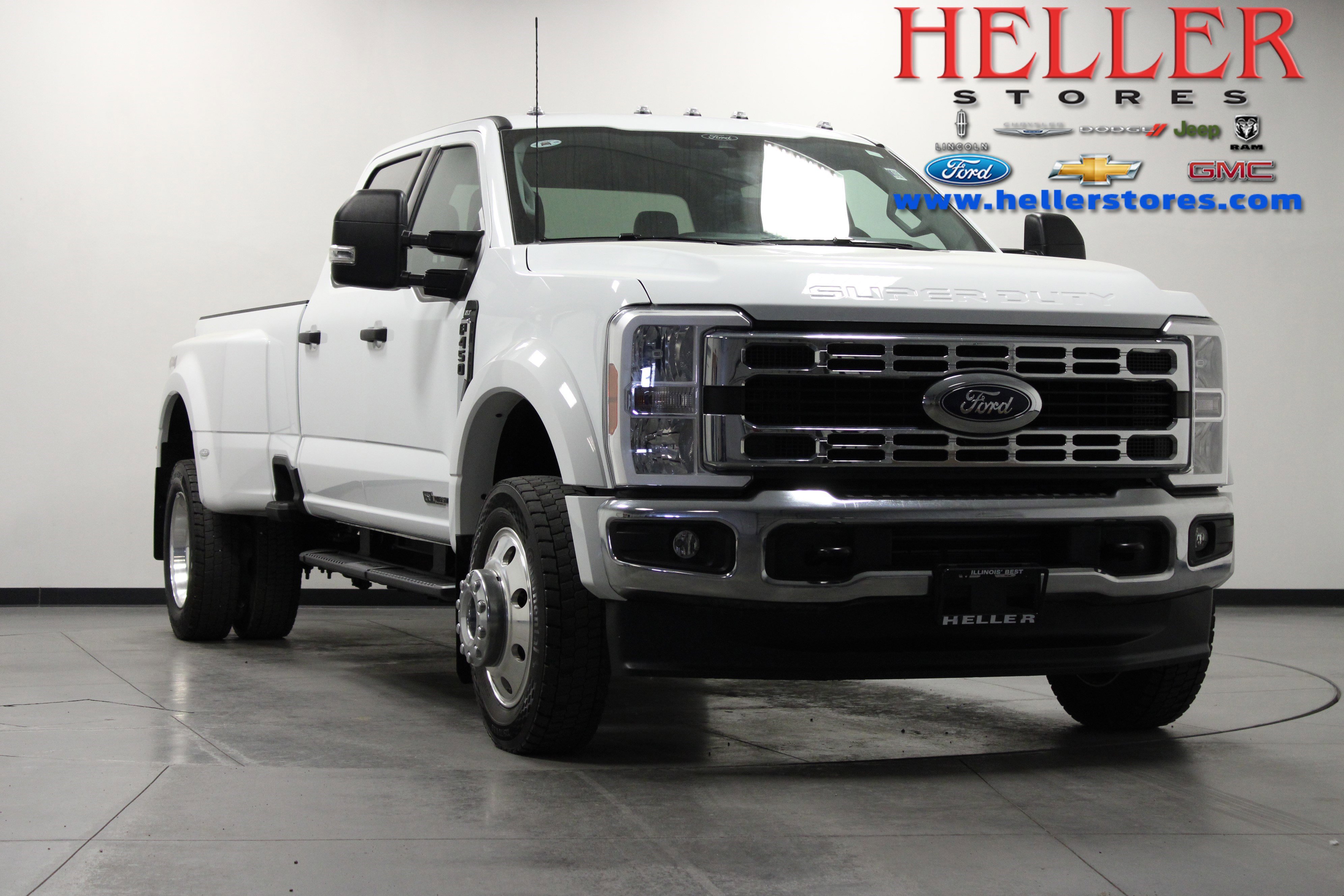 2026 Ford F-450 XLT 4x4 Crew Cab 8' Box DRW's photo