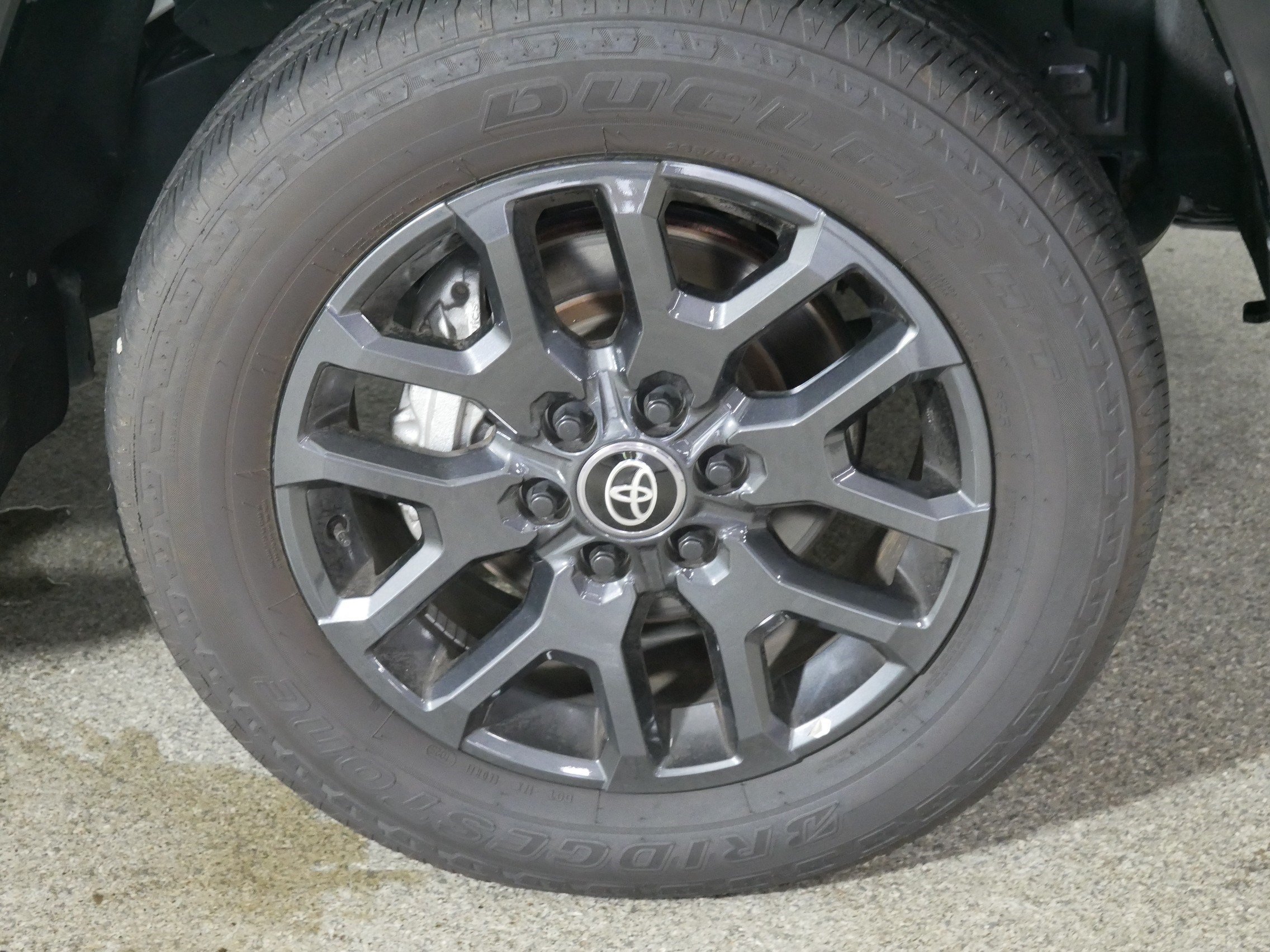 2025 Toyota Tundra Platinum - Photo 15