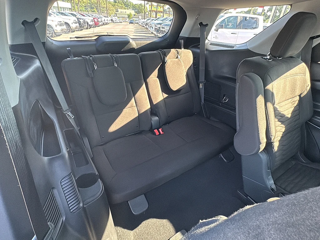 Used 2021 Stone Gray Ford  image 17