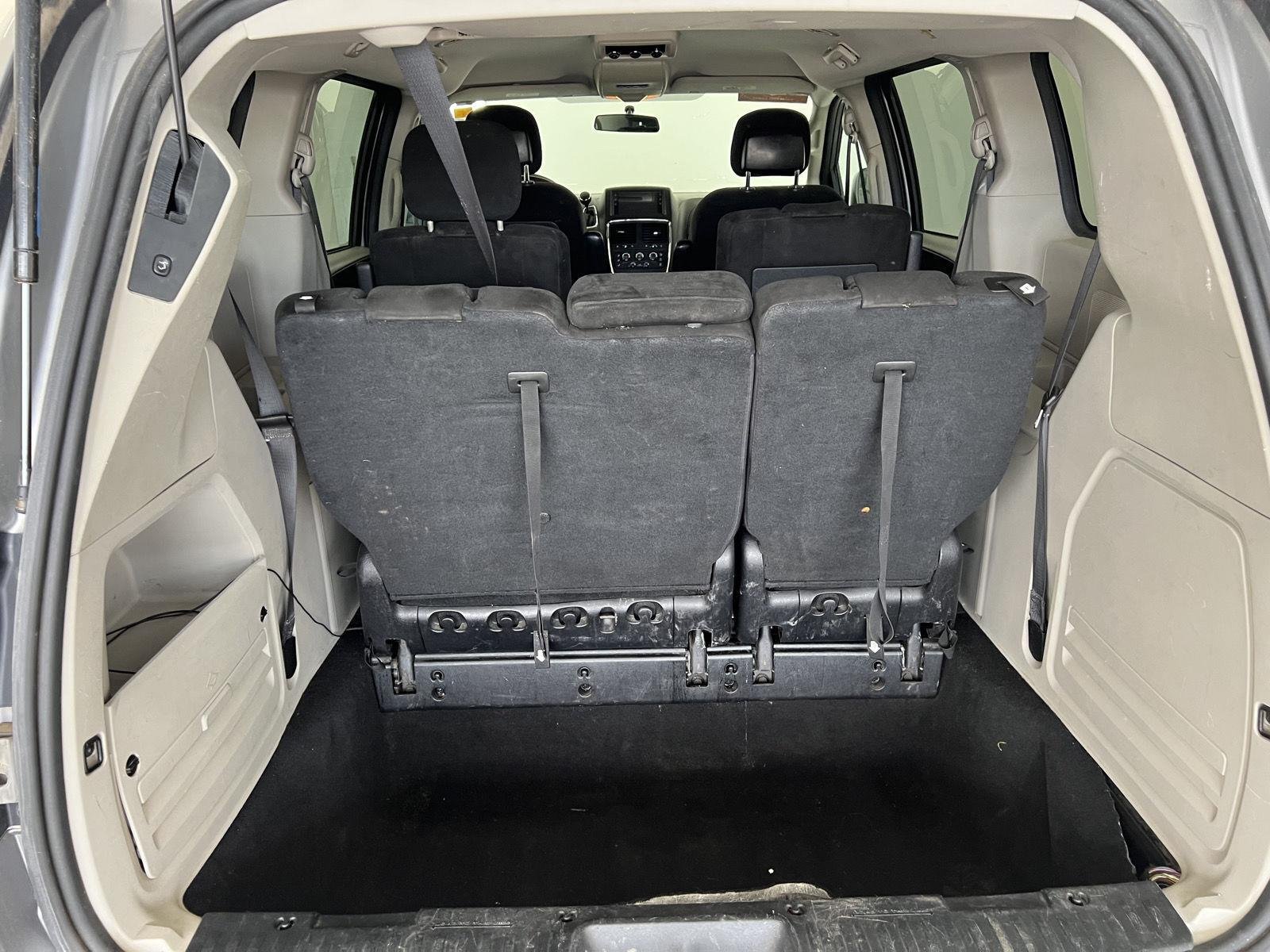 2016 Dodge Grand Caravan SXT - Photo 32