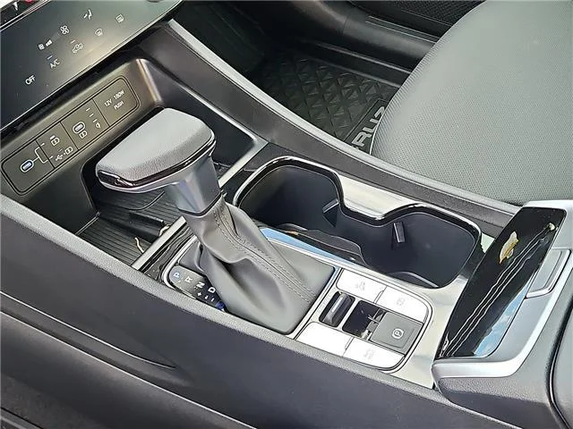 New 2027 Phantom Black Hyundai SEL Activity image 20