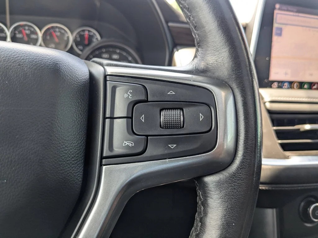 Used 2021 Shadow Gray Metallic Chevrolet Z71 image 24