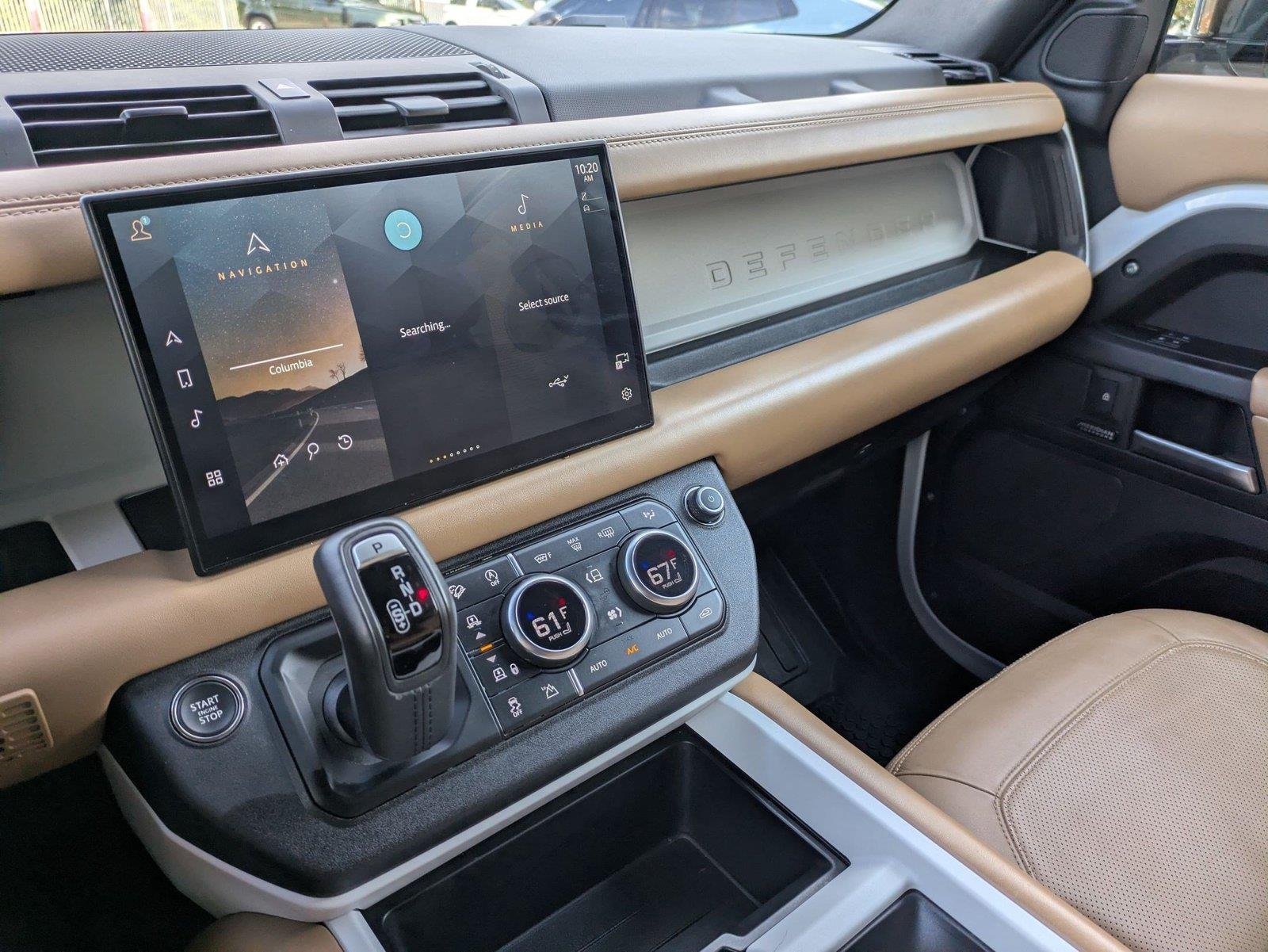 Used 2025 Fuji White Land Rover X-Dynamic SE image 20