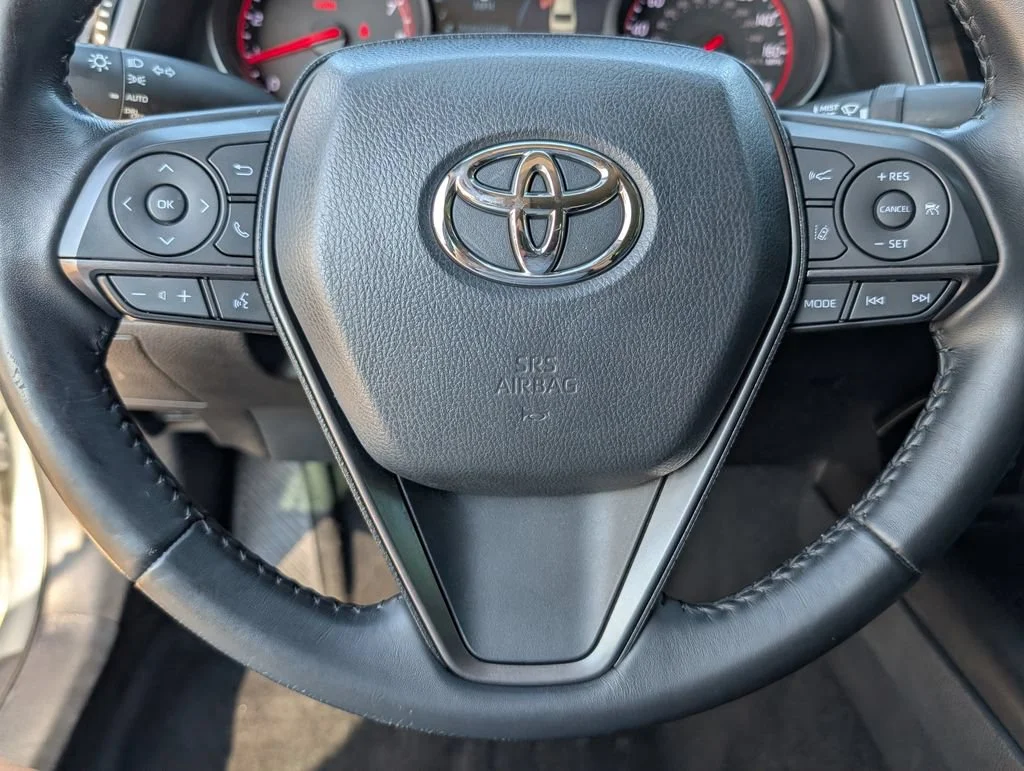 Used 2022 Silver Toyota XSE V6 image 5