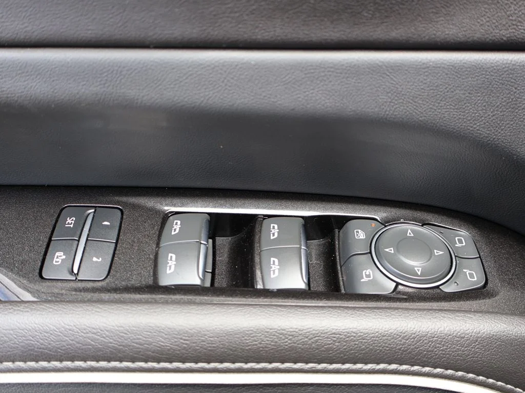 Used 2021 Black Cadillac Premium Luxury image 44