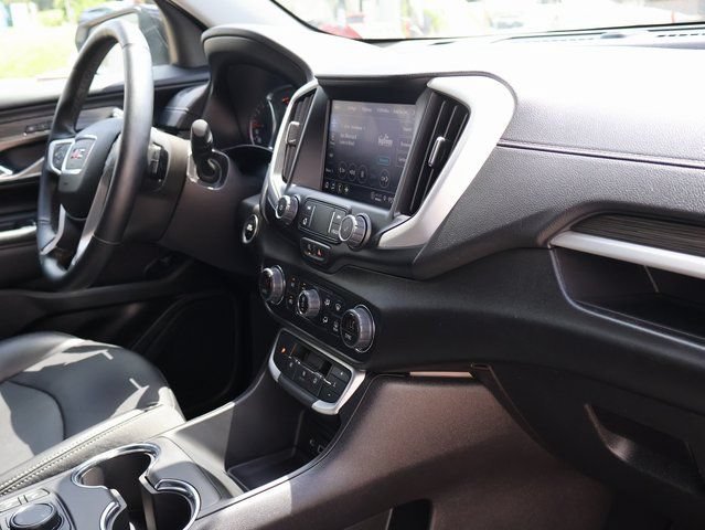 2024 GMC Terrain SLT - Photo 8
