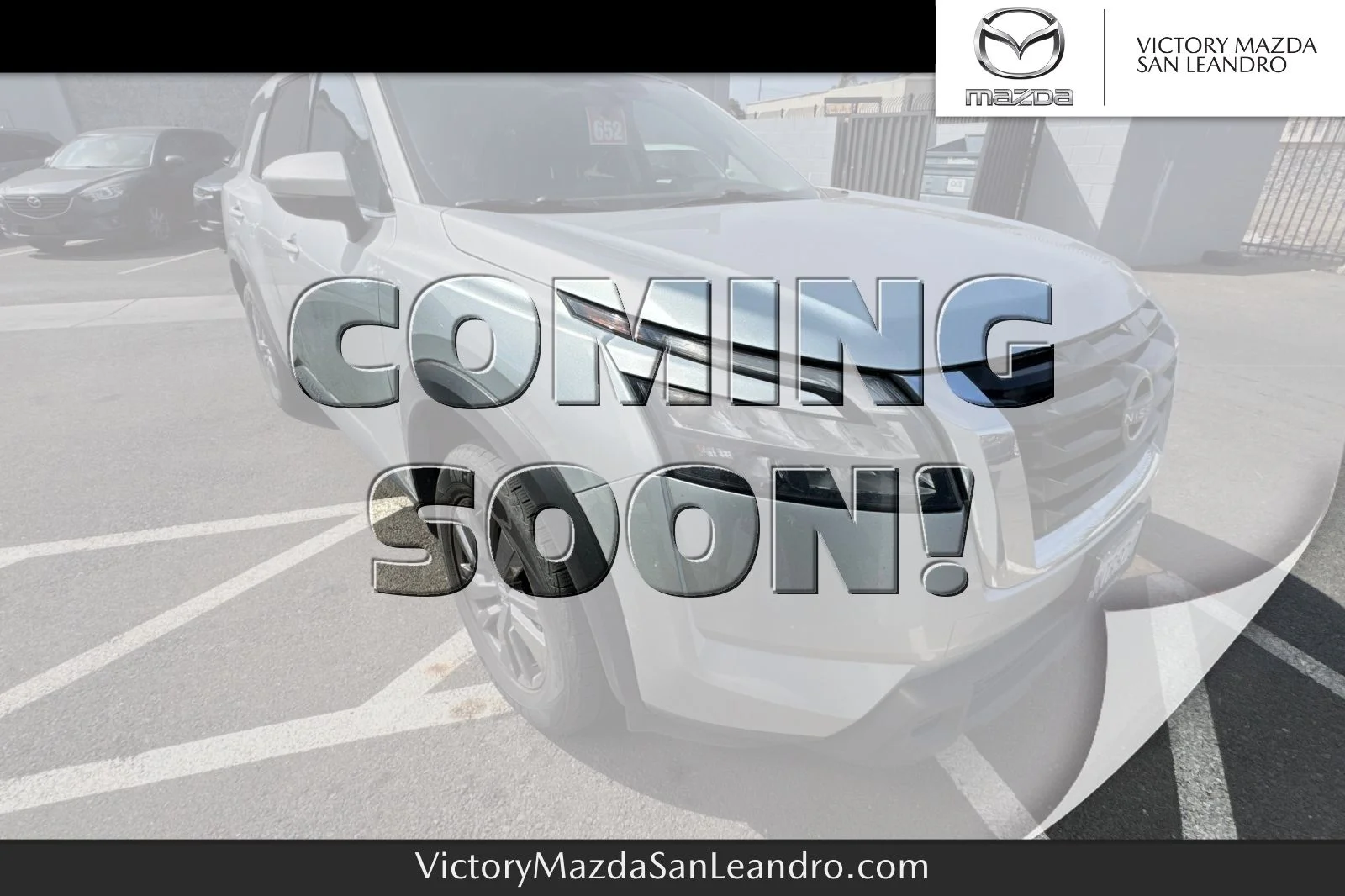 2024 Nissan Pathfinder SV 2WD's photo