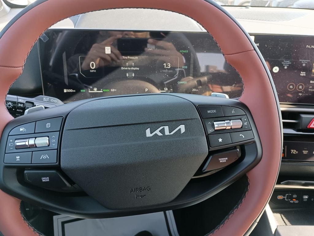 New 2026 Shadow Matte Gray Kia SX Prestige image 21