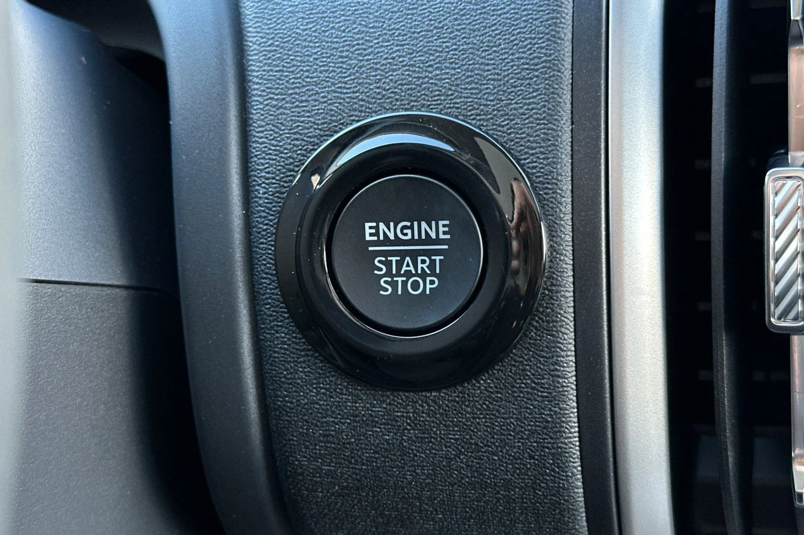 New 2026 Glacier Gray Metallic Tri-Coat Ford MAX Active image 23