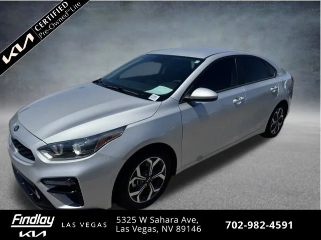 2021 Kia Forte LXS AT's photo