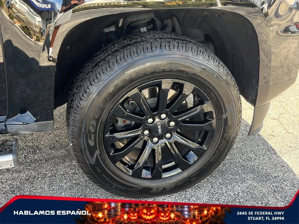 Used 2022 ONYX BLACK GMC 4WD Elevation image 21