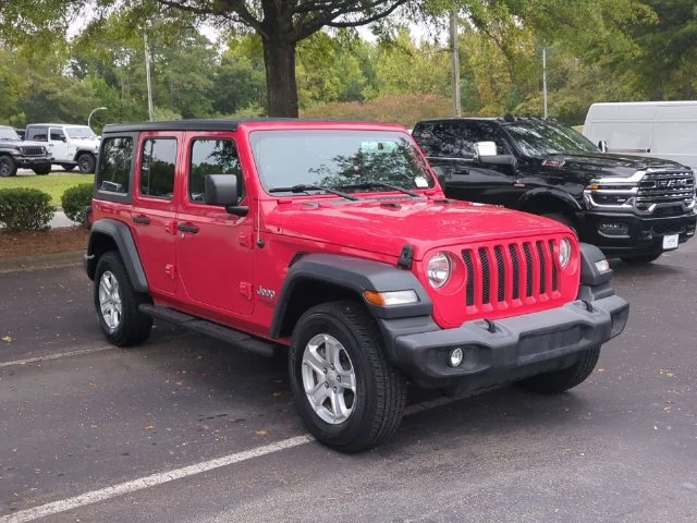 Used 2018 Red Jeep Unlimited Sport S image 7