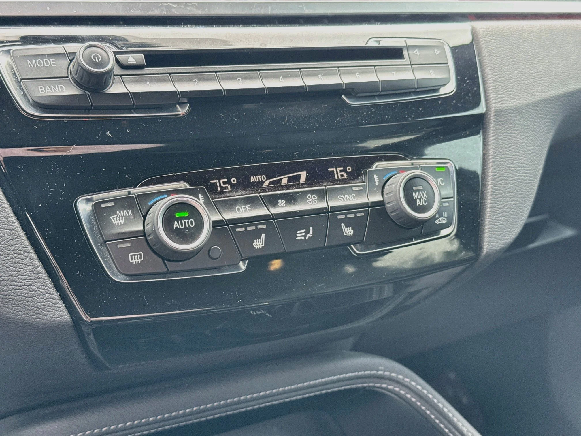 Used 2019 Alpine White BMW sDrive28i image 34