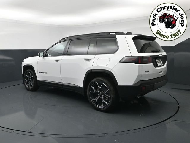New 2026 Bright White Clear-Coat Exterior Paint Jeep Overland image 4