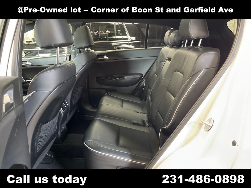 Used 2020 White Kia SX image 21