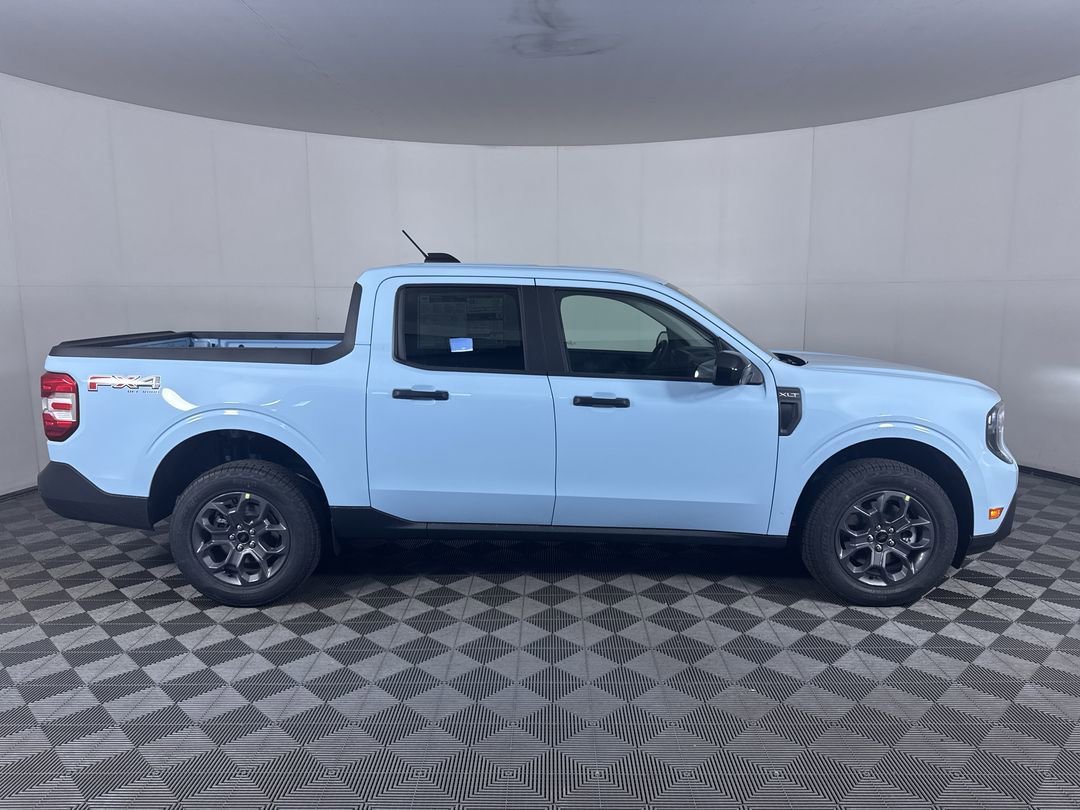 New 2026 Light Blue Ford XLT image 10