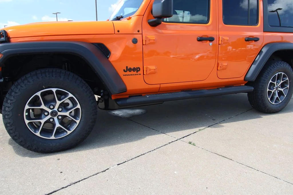 New 2026 Joose Jeep Sport S image 10
