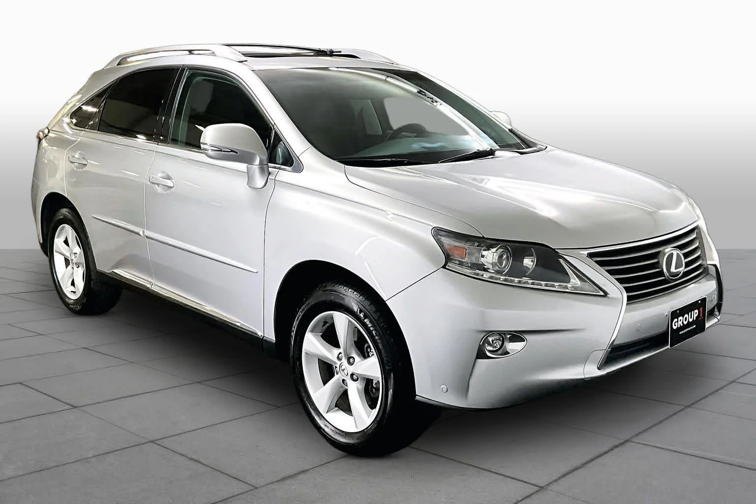 Used 2015 Silver Lining Metallic Lexus  image 3