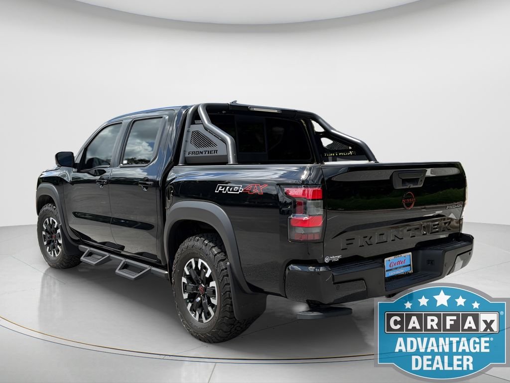 Used 2022 Black Nissan PRO-4X image 8