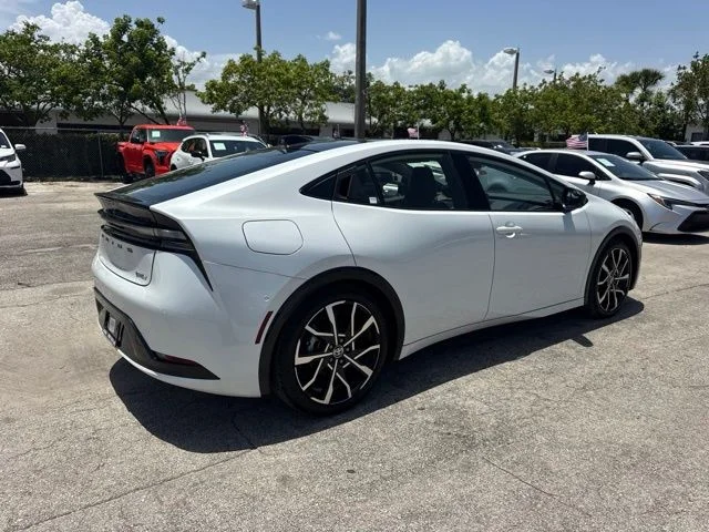 Used 2025 Beige Toyota XSE Premium image 11