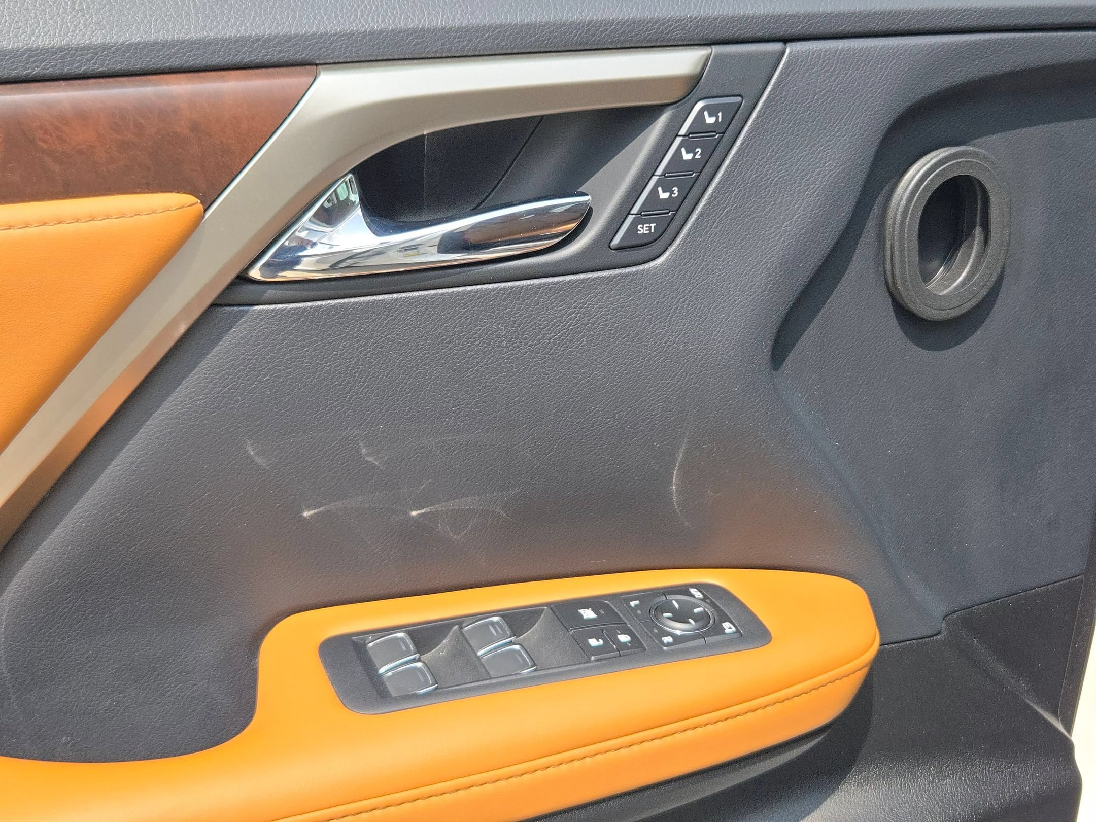 Used 2022 White Lexus RX 350 image 13