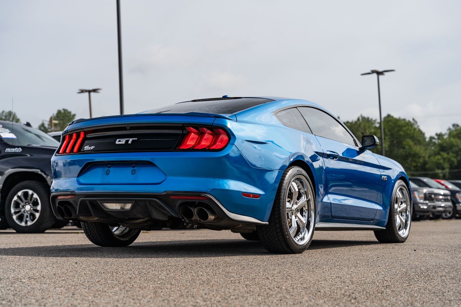 Certified Used 2019 Blue Ford GT Premium image 7