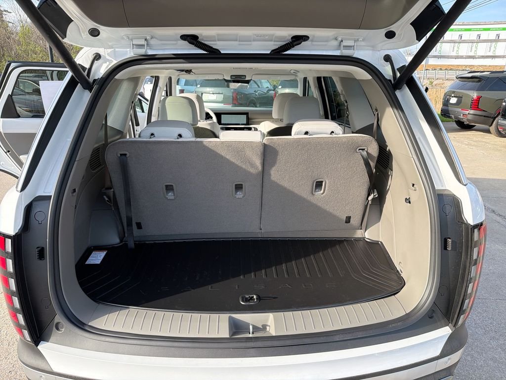New 2026 White Hyundai SEL AWD image 20