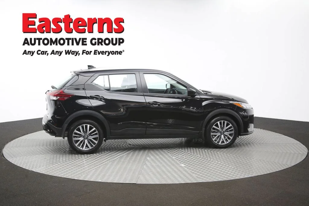 Used 2023 Black Nissan SV image 42